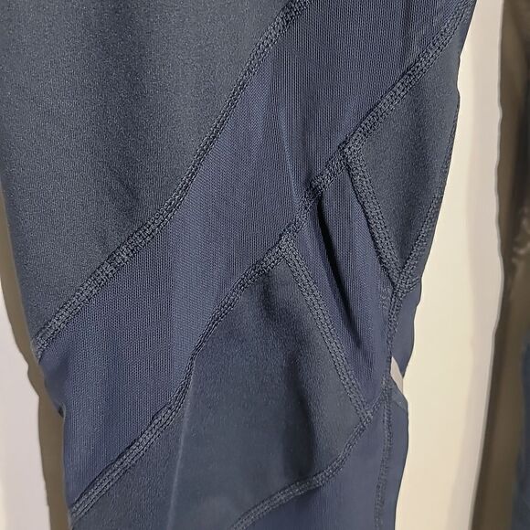 𝅺Zella Cropped Leggings Black Size Small - Picture 2 of 6